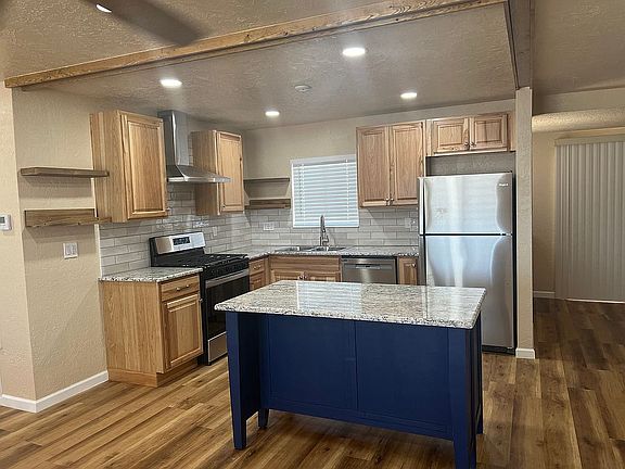 4th image of 5336 Desert Park Ave