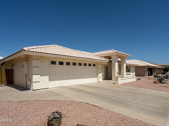 2nd image of 11334 E Medina Ave