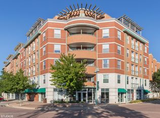 400 Village Cir UNIT 208, Willow Springs, IL 60480