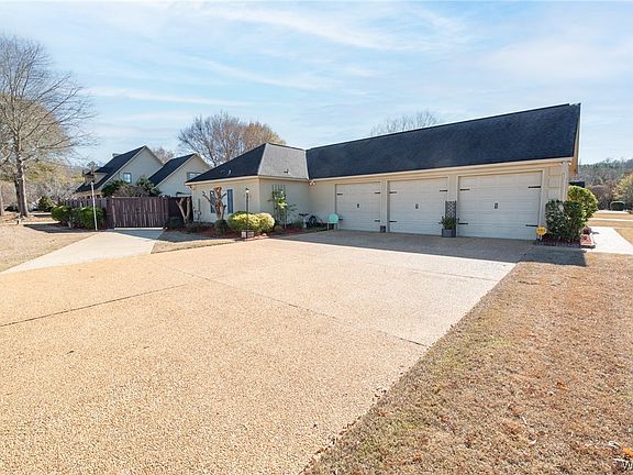 4th image of 9863 Belmont Ln