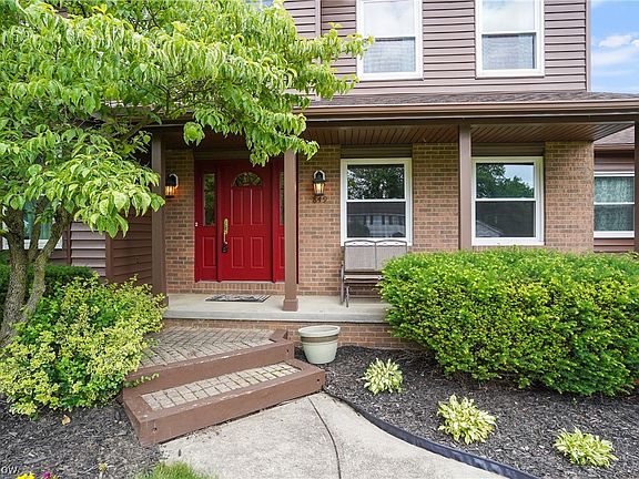 2nd image of 849 Treeside Dr