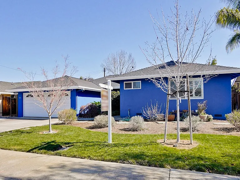 341 Hillsdale Ave — Photo 4