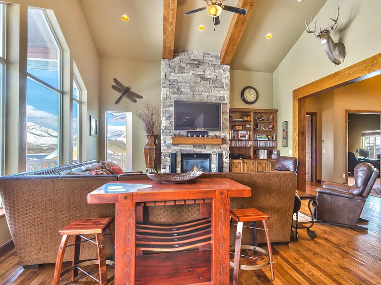 931 Meadowlark Ln — Photo 7