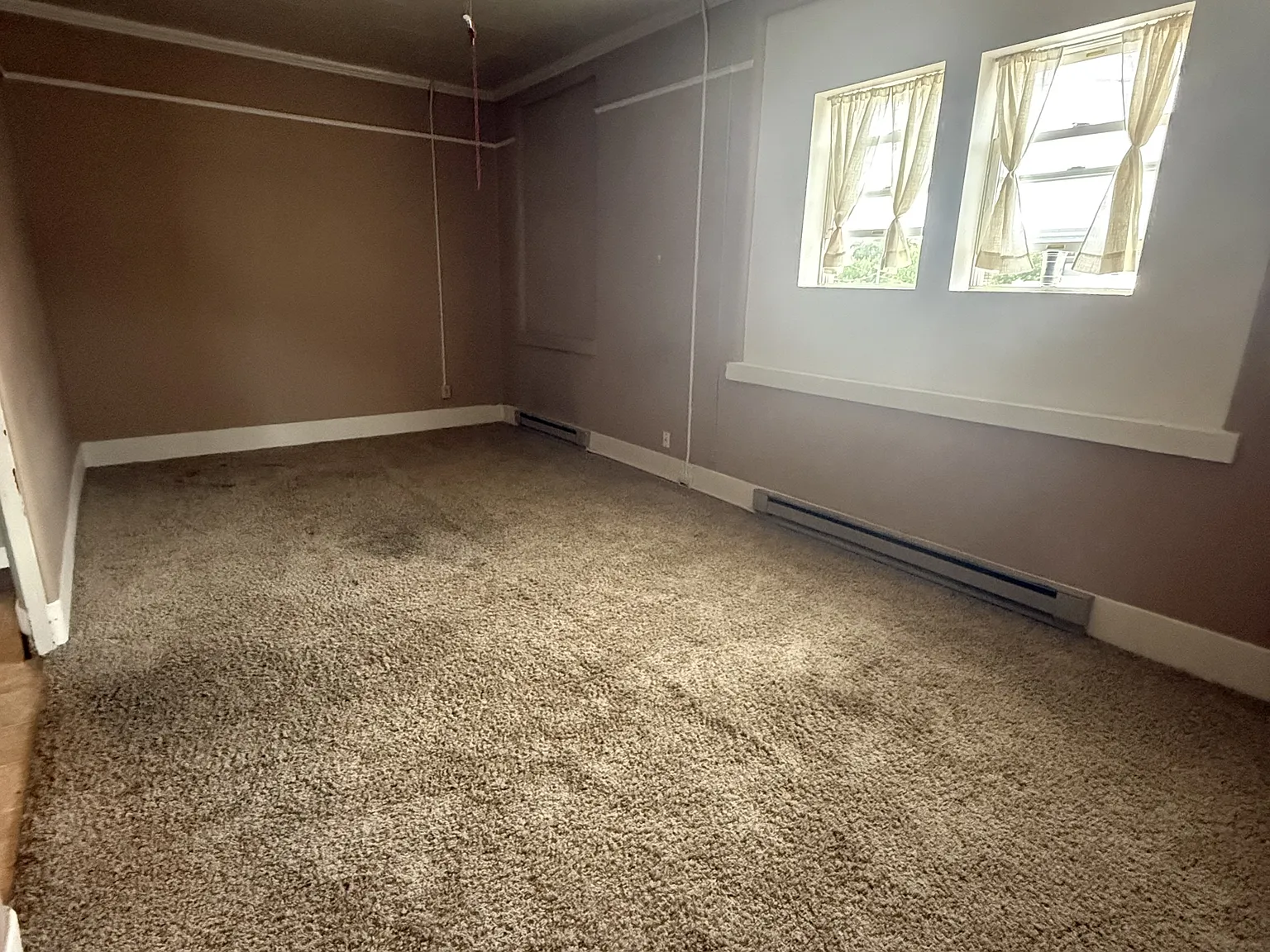 11 1/2 2nd Street Southeast - 6 — Photo 3