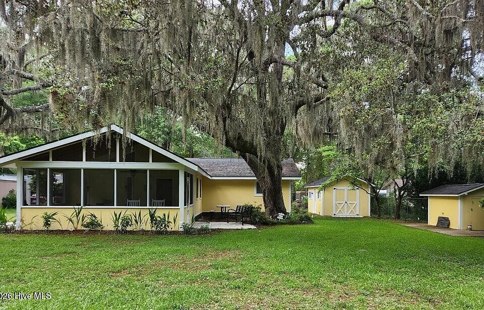 1st image of 1633 Gause Landing Road SW