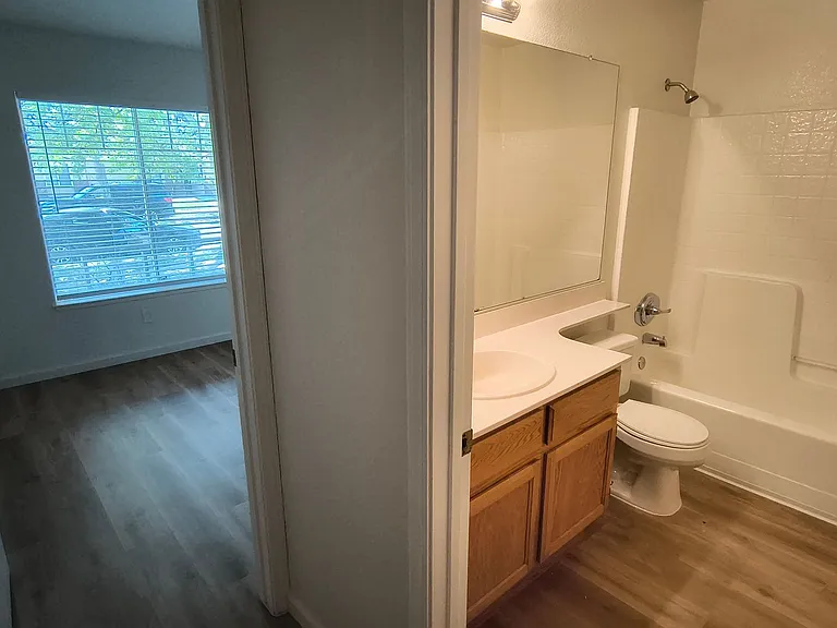 6968 Sunridge Dr — Photo 23