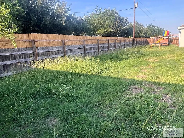 9206 Empress Ln — Photo 25