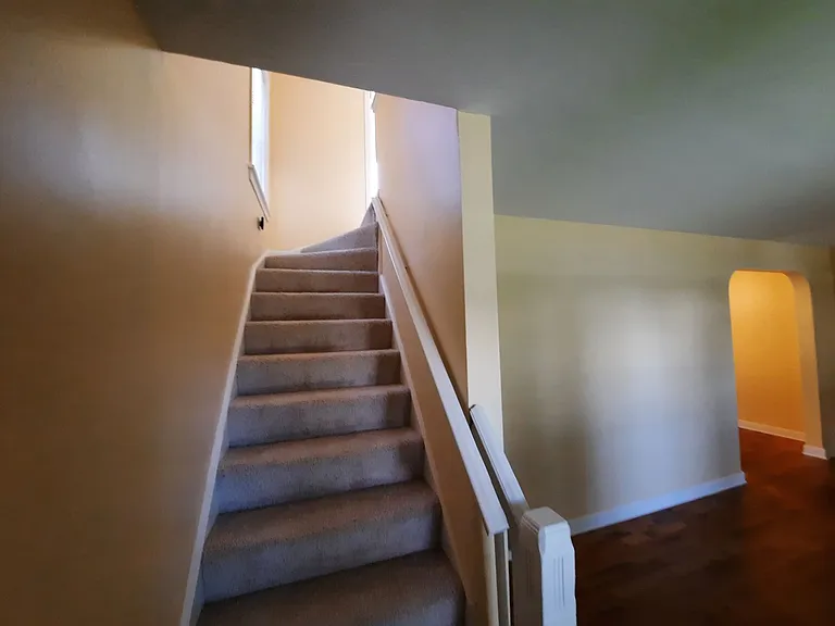 1720 Leland Ave — Photo 41