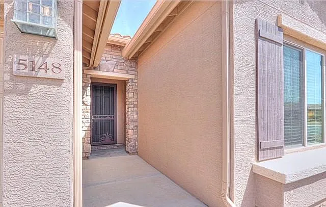 2 bed, 1884 sqft, $2,850 — Photo 2