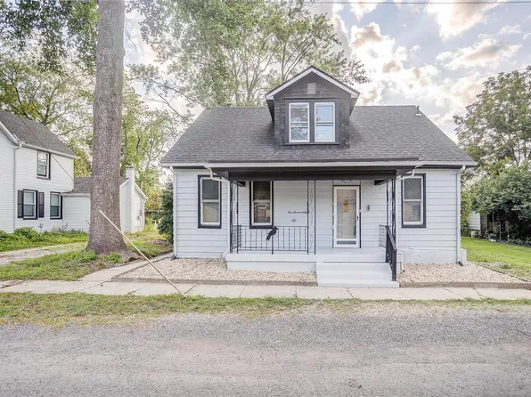 108 S Richland St, Freeburg, IL 62243