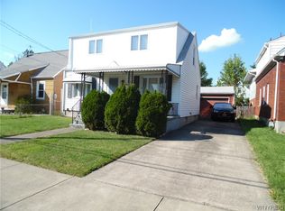 3576 Chapin Ave, Niagara Falls, NY 14301