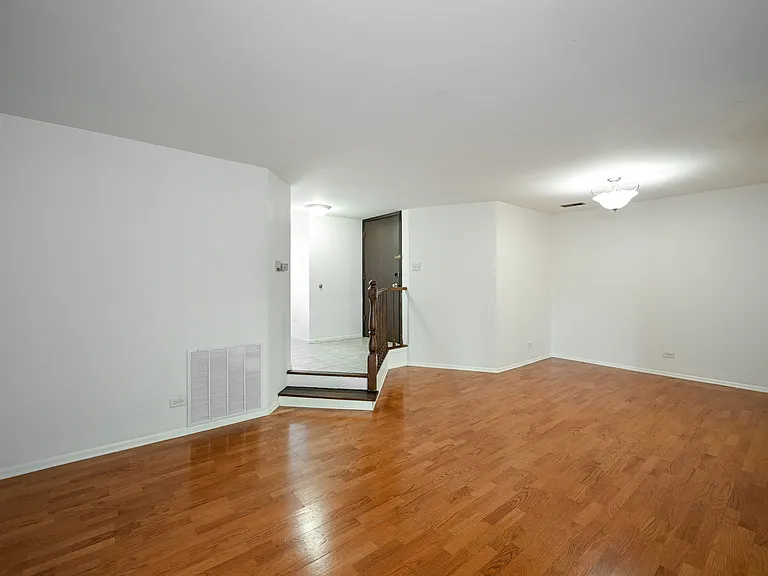 880 Johnstown Ln #B — Photo 8