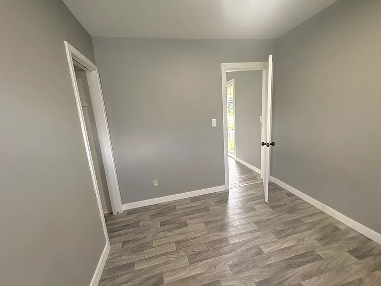 3256 Augusta St — Photo 4