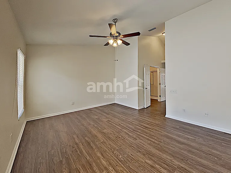 10311 Hunters Haven Blvd — Photo 10