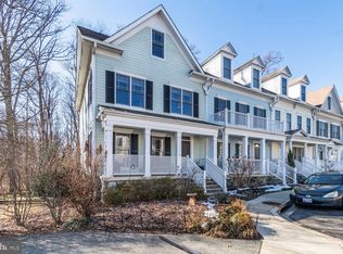 9560 Ament St, Silver Spring, MD 20910