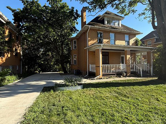 3rd image of 25 Hillson Ave
