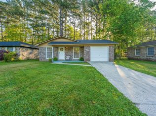 302 Elliott Dr, Ladson, SC 29456