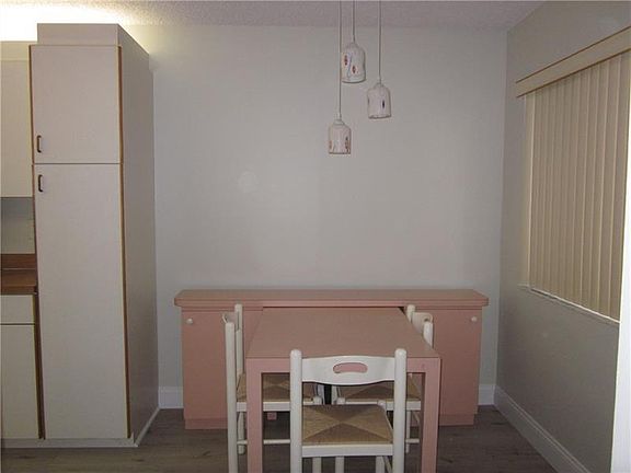 4th image of 10318 E Clairmont Cir #104