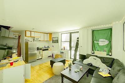 4th image of 29 7th Ave S #2BB