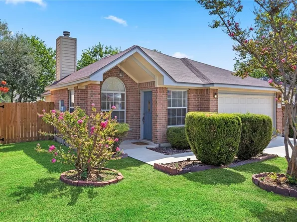 2121 Keystone Dr, New Braunfels, TX 78130