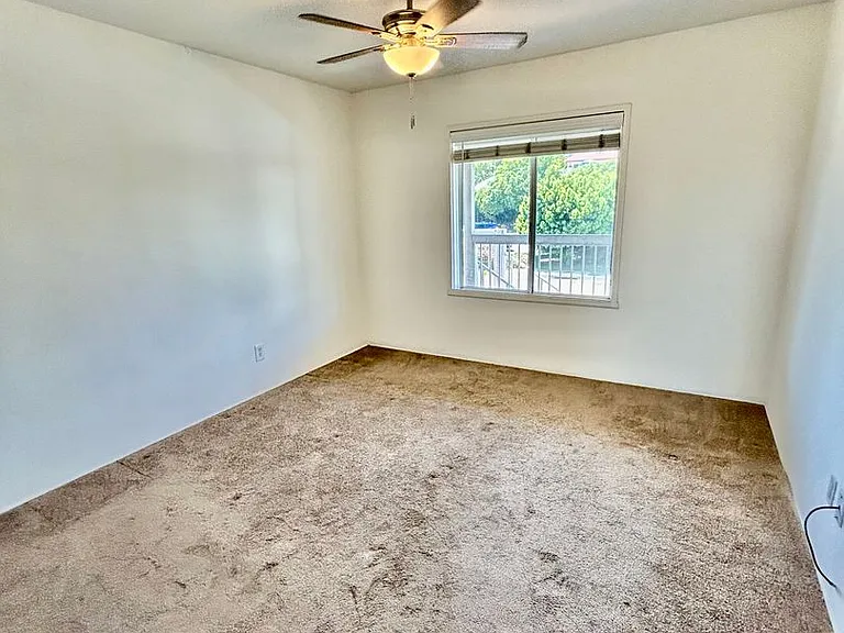 Charming and Bright 2 bed 1 bath in Point Loma — Photo 13