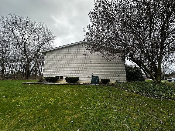 2nd image of 7342 Northview Dr