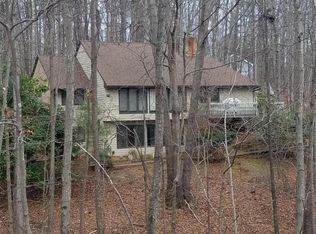 975 Mountain Laurel Dr, Columbus, NC 28722