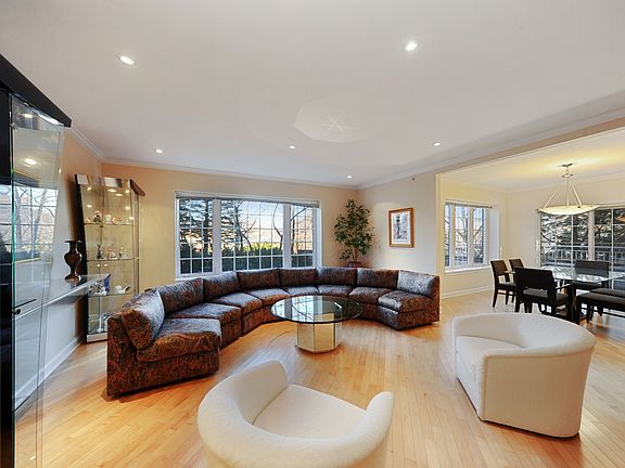 4th image of 610 Robert York Ave APT 107