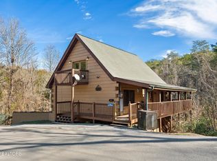 910 Willard Way CABIN 106, Sevierville, TN 37862