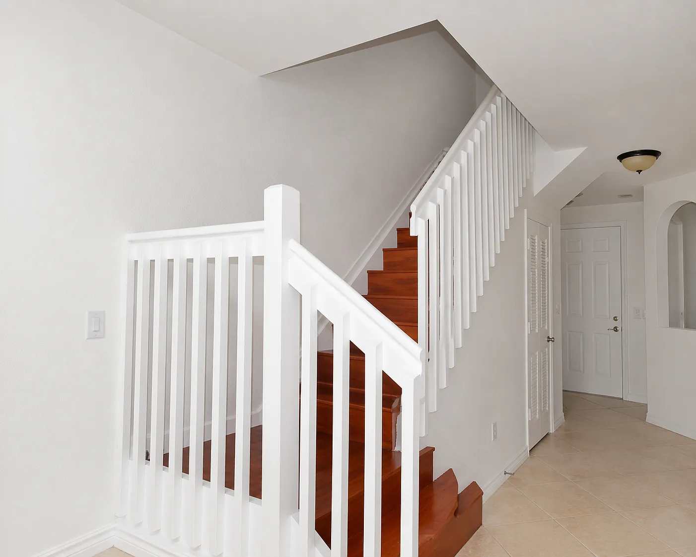 3 bed, 2.5 bath, 1756 sqft, $2,600 — Photo 4