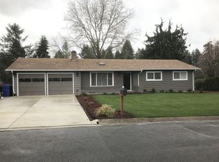 17000 SE Rock Creek Ct, Clackamas, OR 97015