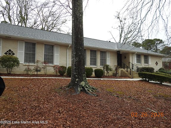 5th image of 2249 Clubview Dr