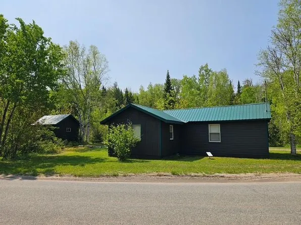 37 Electric Ave, Loon Lake, NY 12989