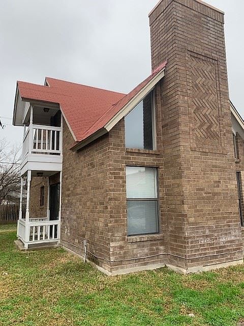 1st image of 6330 Cambridge Dr APT 02