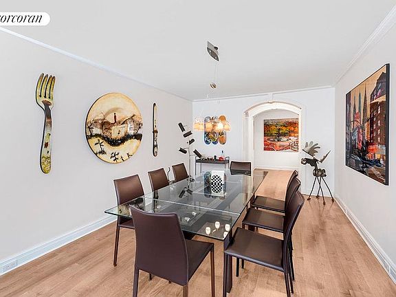 4th image of 77 W 55th St #8EF