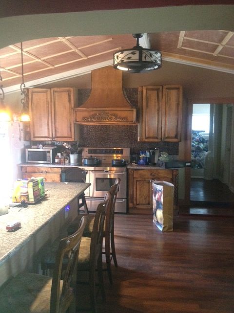 2nd image of 225 Laurine Ln