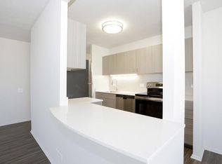 1129 N Dearborn St, Chicago, IL 60610