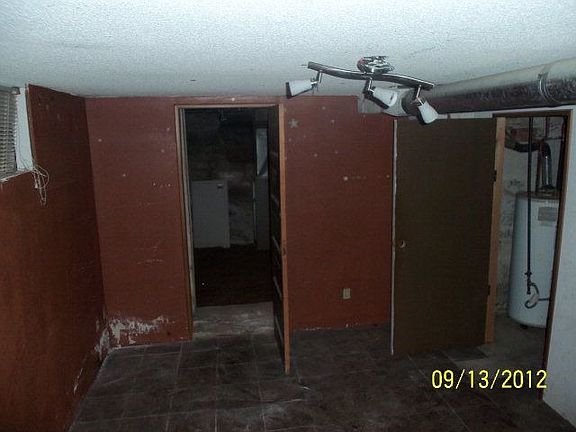 5th image of 717 Bradish Ave