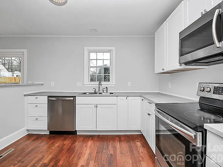 601 N Ransom St — Photo 9