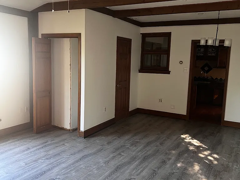 26 La Grange St #26 — Photo 10