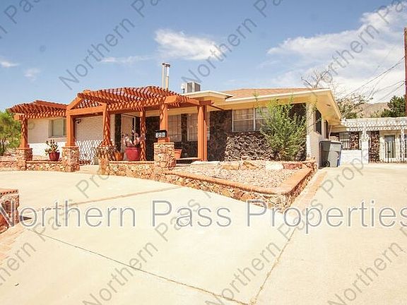 2nd image of 356 Coral Hills Rd