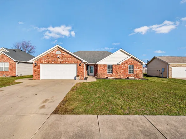 213 Dunn Dr, Trafalgar, IN 46181