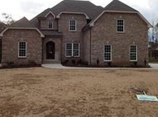 81 Forest Rdg, Murfreesboro, TN 37128