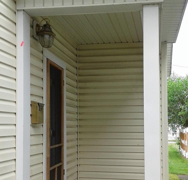 1st image of 319 E 4th St APT B