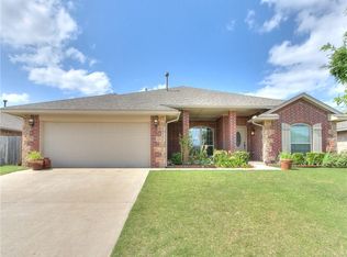 9917 Glascow Ter, Yukon, OK 73099