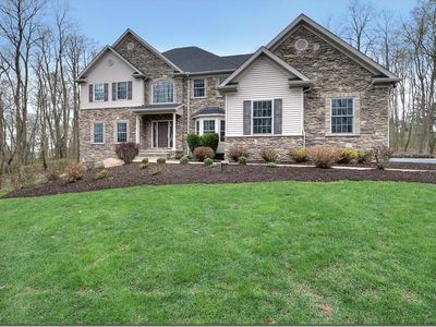 10790 Stella Ln, Chagrin Falls, OH, 44023