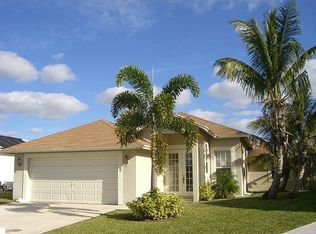 6242 Madras Cir, Boynton Beach, FL 33437