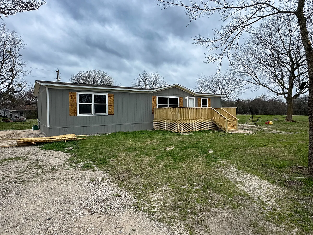 Building Photo - 256 County Road 3101