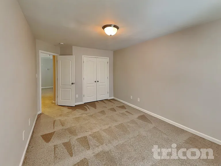 1028 Mountain Laurel Ct — Photo 12