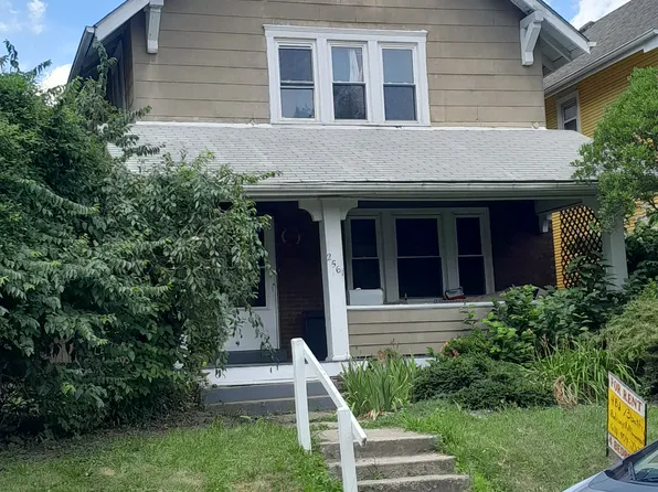 2561 Glen Echo Dr, Columbus, OH 43202